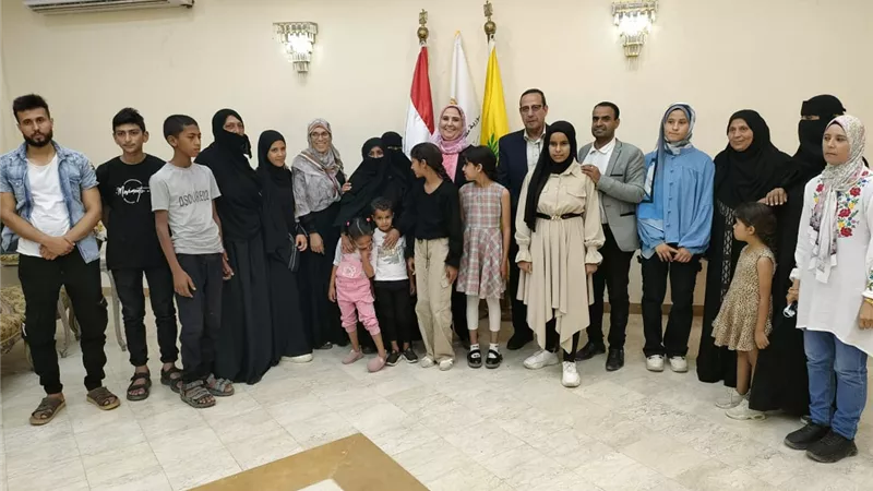 القباج تلتقي أسر الشهداء والمصابين في شمال سيناء