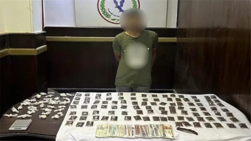 ضبط شخص بـ استروكس وهيروين في القاهرة