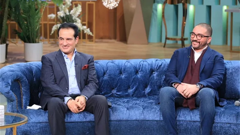 نجل محمد ثروت يهنئه بعيد ميلاده.. 