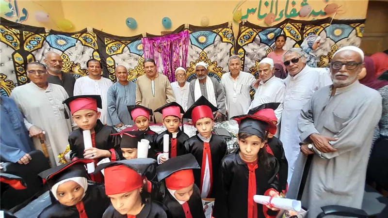 تكريم حفظة القرآن الكريم بقرية الرمالي بقويسنا