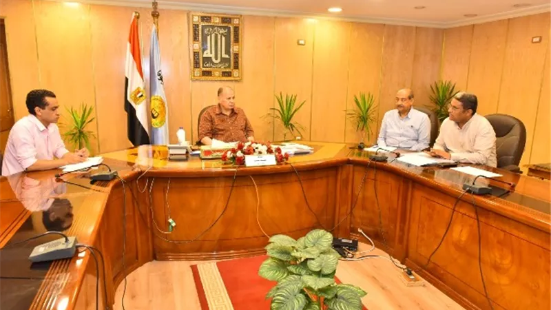محافظة أسيوط يعلن عودة الموظفين للعمل بالنظام العادى.. بالموعد