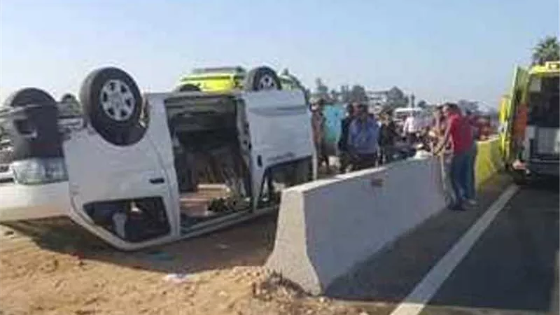 إصابة 7 أشخاص فى انقلاب سيارة بالشرقية