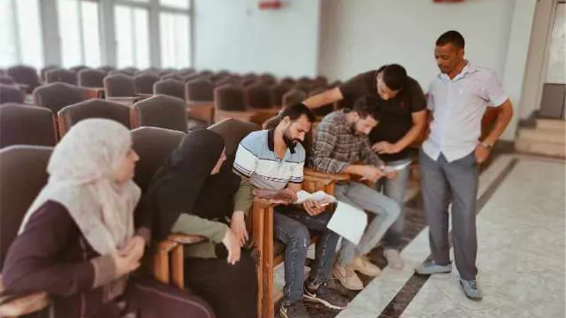 رعاية صحية وتطعيمات لعمال النظافة ضد الفيروسات بمركز مطاى