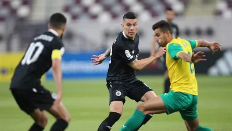 بمشاركة حمدي فتحي .. الوكرة يتعادل سلبيا مع السد في الدوري القطري