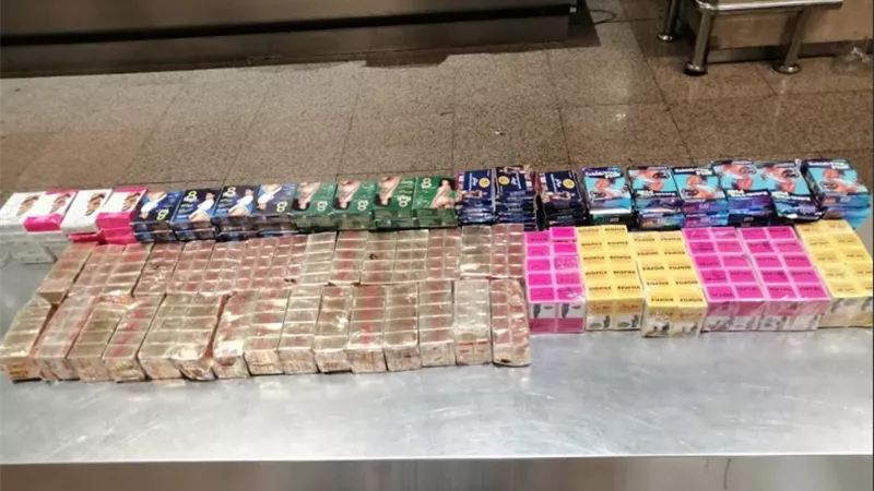 جمارك المطار تحرر ٢٢ محضر ضبط جمركي خلال 15 يوما فقط