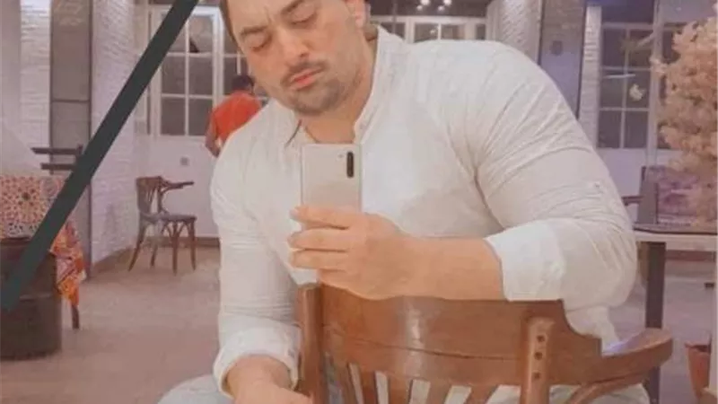 شاب يودع الحياة قبل زفافه فى بني مزار بعيار طائش