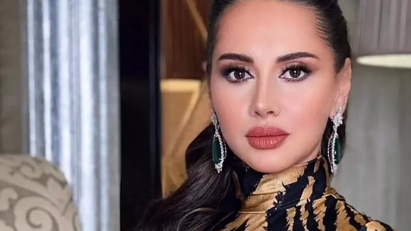 ياسمين رئيس تثير الجدل باتهامها للفنان بتزوير