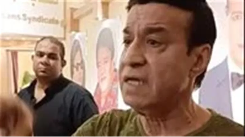 حلمى عبد الباقى : 