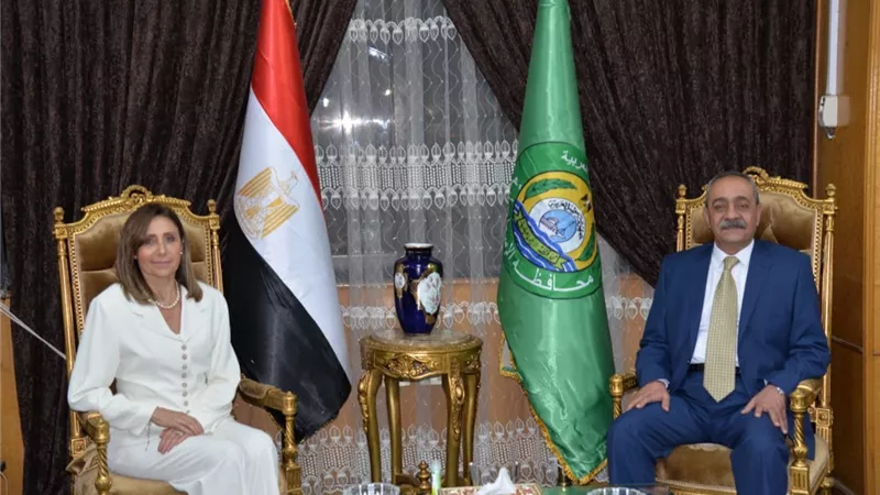 وزيرة الثقافة تشهد حفل افتتاح مهرجان الإسماعيلية للفنون الشعبية