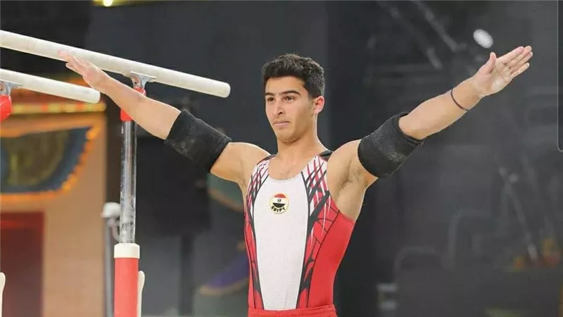 محمد عفيفي يحصد فضية بطولة رومانيا الدولية في جهاز المتوازي