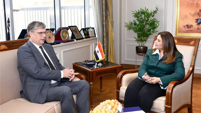 وزيرةالهجرة:لديناتجربةمتميزةفي تأهيل الشباب لسوق العمل الأوروبية