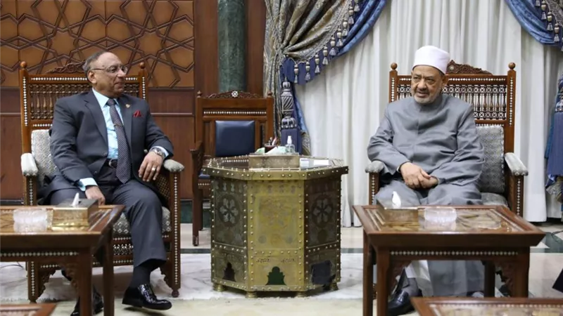 شيخ الأزهر يستقبل المستشار مسعد عبد المقصودرئيس هيئة قضايا الدولة