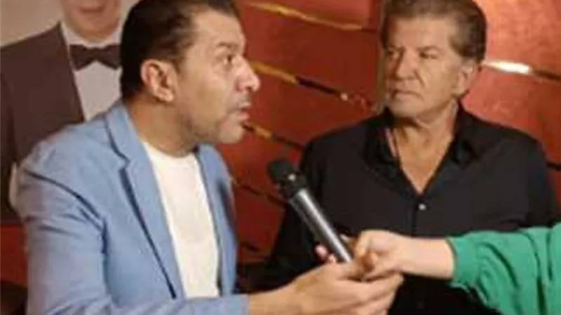 بعد تكريمه.. مصطفى كامل يوجه رسالة لـ وليد توفيق