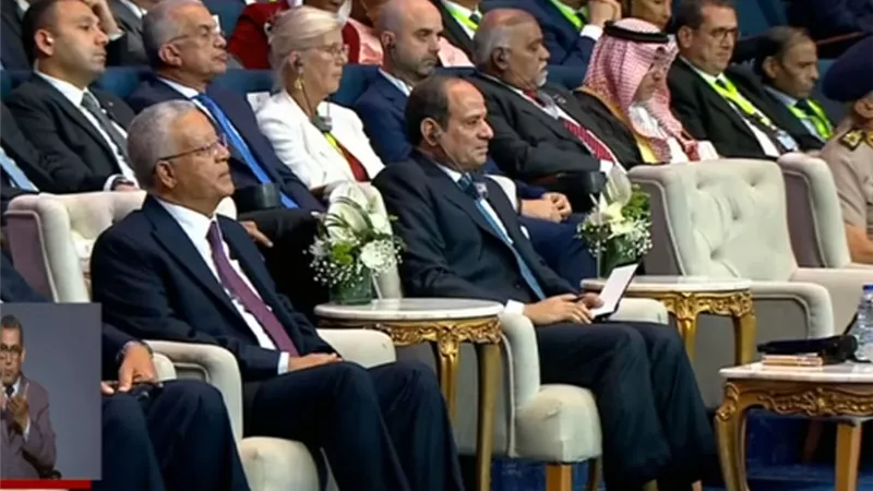 الرئيس السيسي: مصر قادرة وتعمل على تجاوز كافة التحديات
