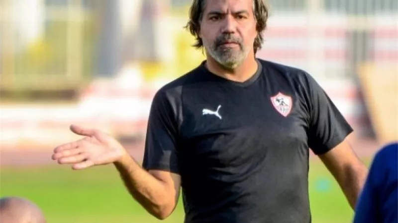 تفاصيل جلسة مدحت عبد الهادي مع لاعبي الزمالك فى معسكر الإعداد