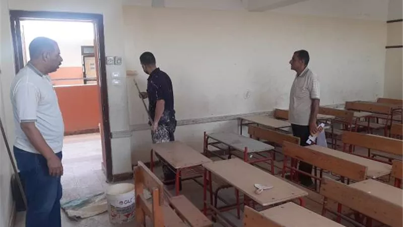 حملات نظافة للمدارس والمعاهد الأزهرية استعدادا للعام الدراسى