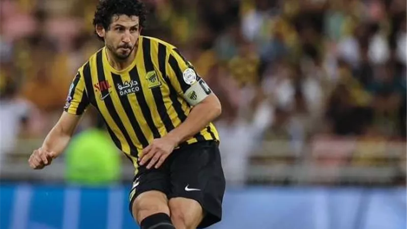 لتعويض غياب أحمد حجازي.. اتحاد جدة يستقر على مدافع المكلي
