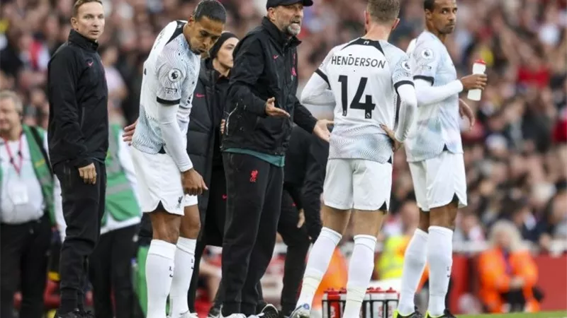 بعد انتقاله للدوري السعودي.. هيندرسون يكشف اسباب رحيله عن ليفربول