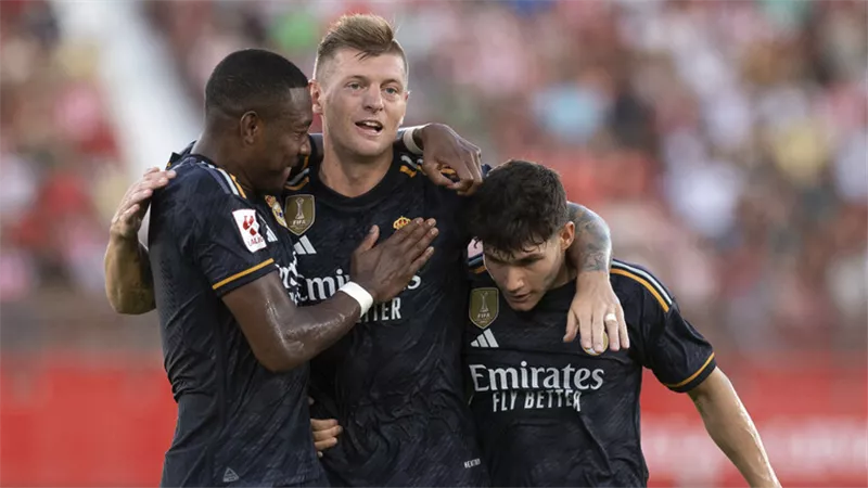 بعد إغلاق سوق الانتقالات الأوروبية..اتحاد جدة يغري نجم ريال مدريد