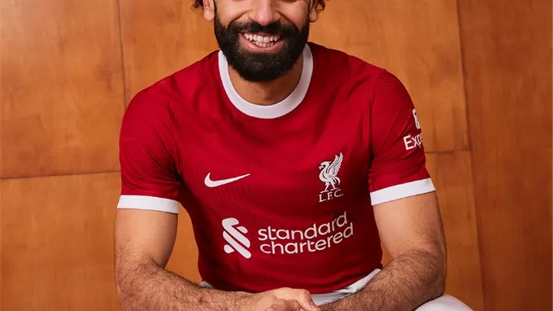 تقارير صحفية تكشف الأقرب للفوز بالكرة الذهبية وترتيب محمد صلاح