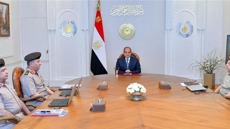 الرئيس السيسي يطلع على الموقف التنفيذي لعدد من مشروعات جهاز الخدمة الوطنية