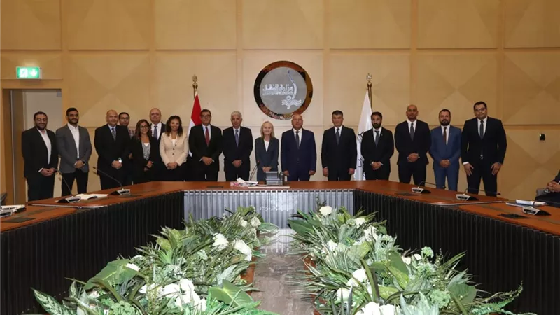 توقيع عقد تنفيذ أعمال البنية الأساسية والأنظمة لمترو الإسكندرية