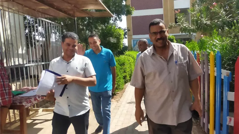 مدير عام إدارة قنا التعليمية يتابع استعداد المدارس للعام الدراسي