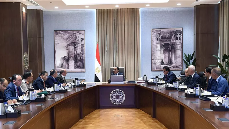 مدبولى: ملتزمون بمعاونة الهيئة الوطنية لخروج الانتخابات الرئاسية على أمثل وجه