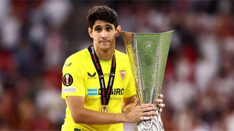 المرشحون لجائزة ياشين لأفضل حارس مرمى 2023