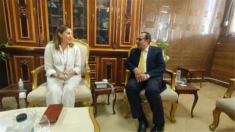 محافظ شمال سيناء يستقبل وزيرة الثقافة