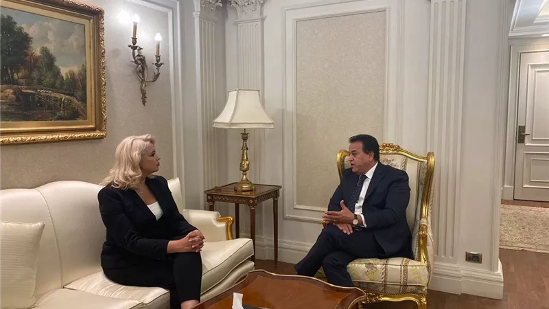 وزير الصحة يبحث التعاون بين مصر وصيربيا في القطاع الصحي