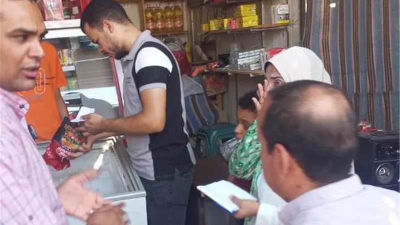 حملة مكبرة بأبنوب على الأسواق ورخص المحلات
