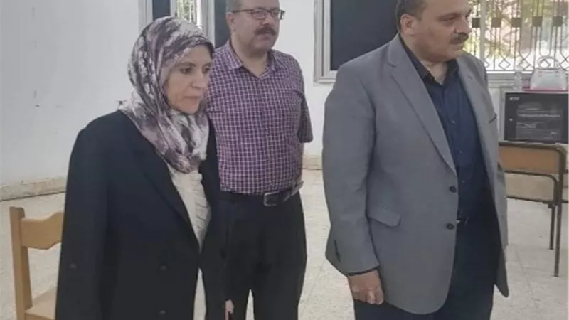 نائب رئيس جامعة بنها يواصل متابعة امتحانات الترم الصيفي بالكليات