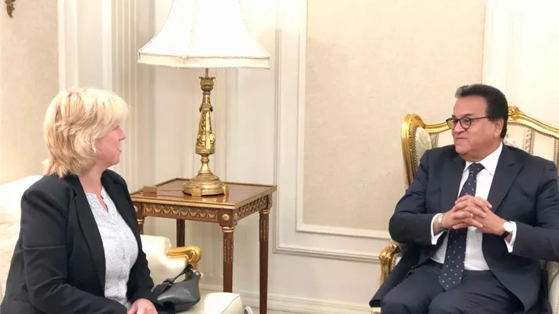 وزيرالصحة يبحث التعاون بين المجلس الصحي المصري وشركةGMCSI البريطانية