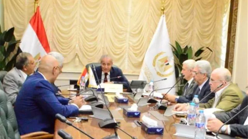 بشرى سارة من وزير التموين بشأن أسعار الذهب
