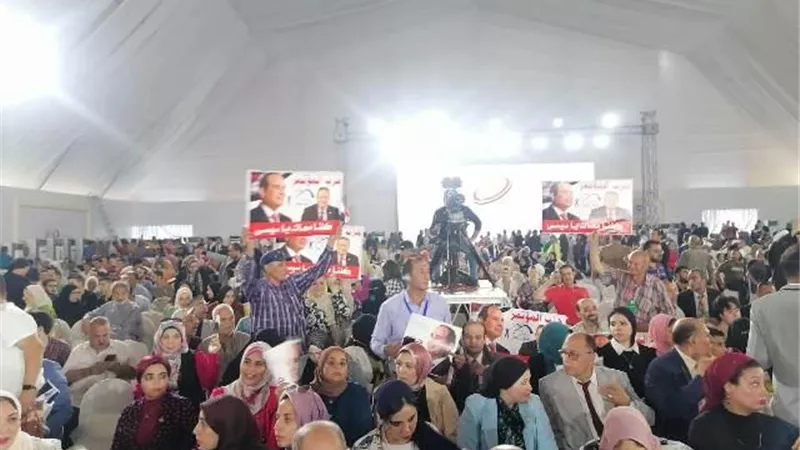 السادات بملتقى الأحزاب السياسية: السيسى صاحب إنجازات غير مسبوقة فى تاريخ الوطن