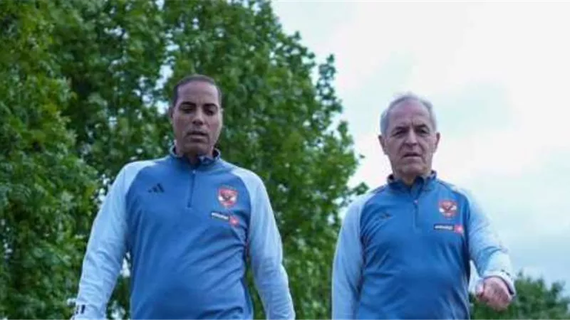 لاعبو الأهلى يغادرون معكسر المنتخب الأوليمبى