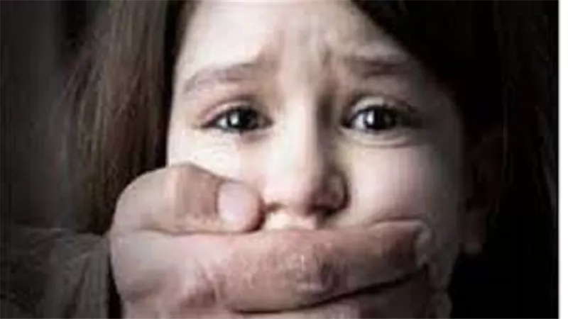 بلاغ يتهم مزارع بهتك عرض طفلة بالدقهلية