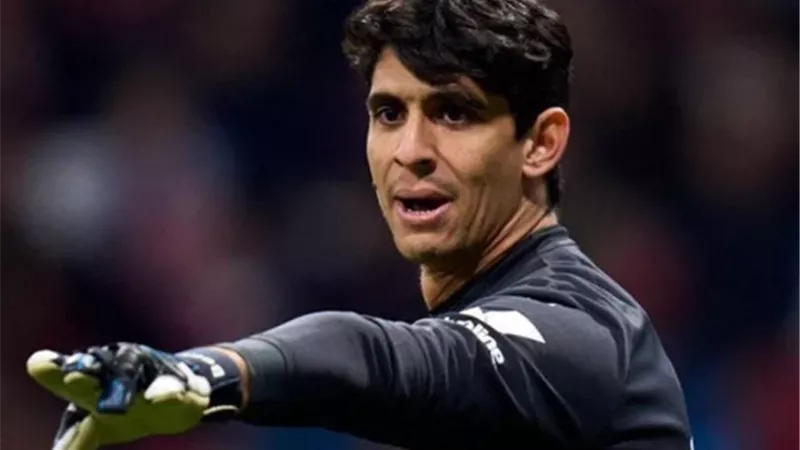 بونو يؤكد: سبب وحيد لفشل صفقة انتقالى الى ريال مدريد