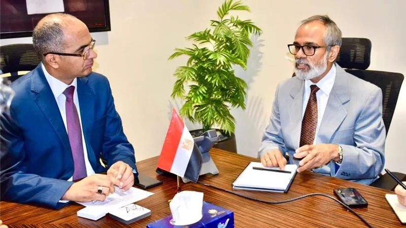 الإسكان تستقبل بعثة البنكين الدولي والأسيوي