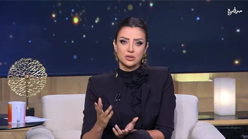 بالفيديو.. رضوى الشربينى تعتذر لـ حسن شاكوش على الهواء