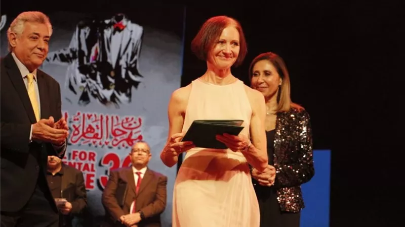 وزيرة الثقافة تسلم جوائز الدورة الثلاثين من المهرجان التجريبي