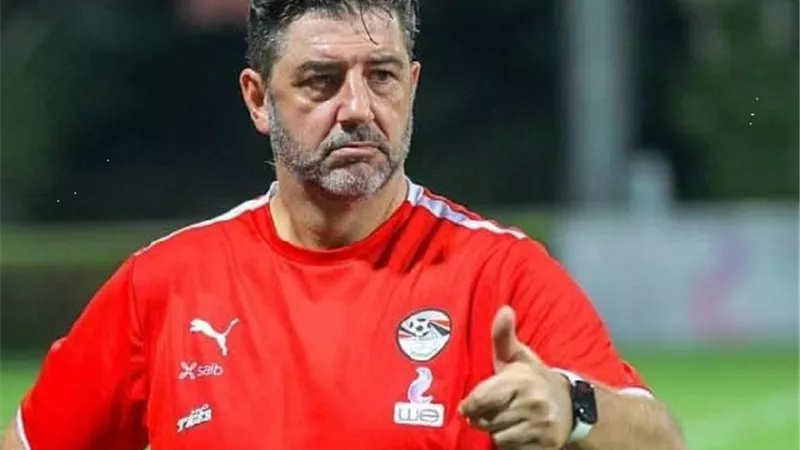 استبعاد 5 لاعبين من معسكر منتخب مصر.. وانضمام صلاح