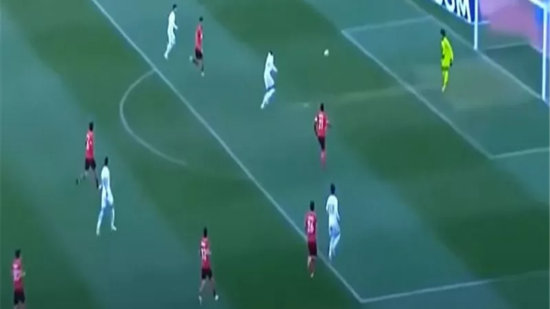 مهاجم الأهلي الجديد.. ماكينة أهداف بالدوري الألماني.. فيديو