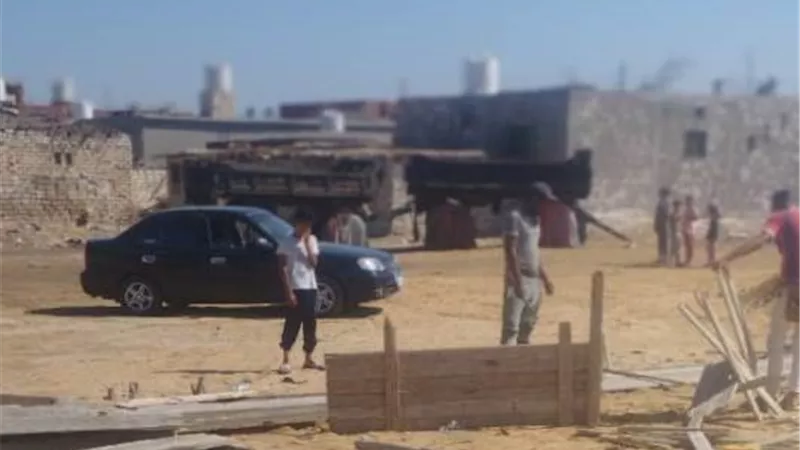 إزالة حالة تعدٍّ بالبناء بدون ترخيص بالقنطرة غرب