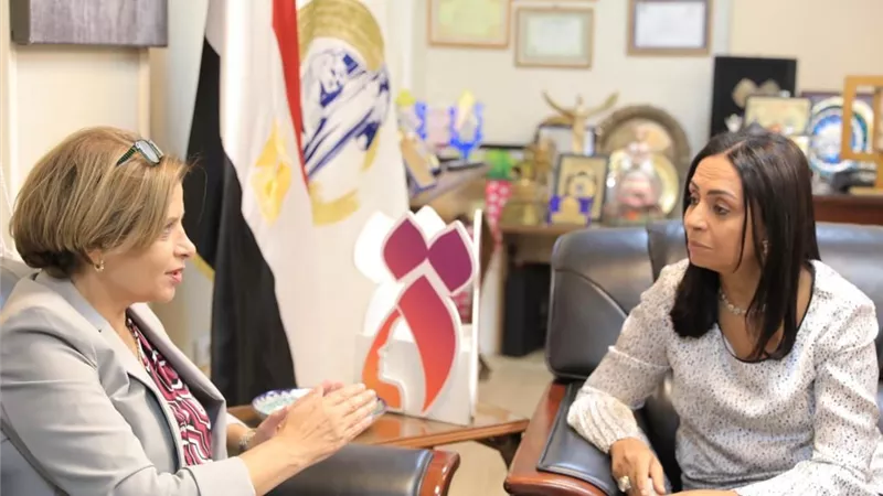 رئيسة القومي للمرأة تؤكد أهمية نقل تجربة مصر إلى الدول المجاورة