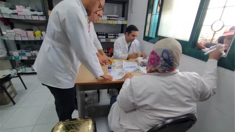 ١٥٤٥مواطنا بقرية البرادعية استفادوا من قافلة الصحة