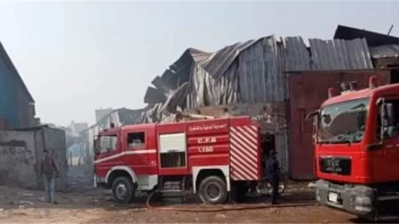 السيطرة علي حريق بورشة لطلاء الالمونيوم بالدقهلية