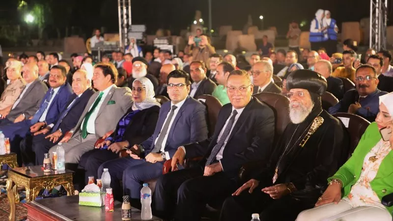 محافظ الشرقية يشهد احتفالية المحافظة بعيدها القومي