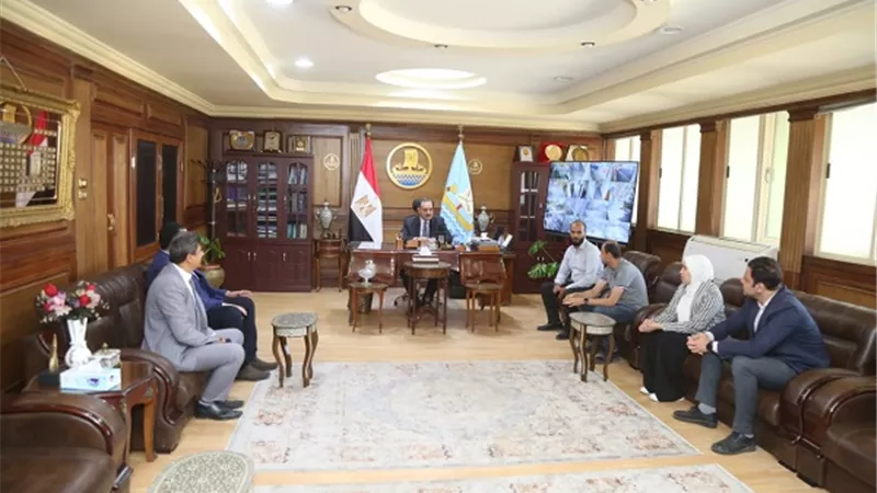 محافظ كفر الشيخ يستقبل وفد اللجنة التنفيذية للمبادرة الوطنية